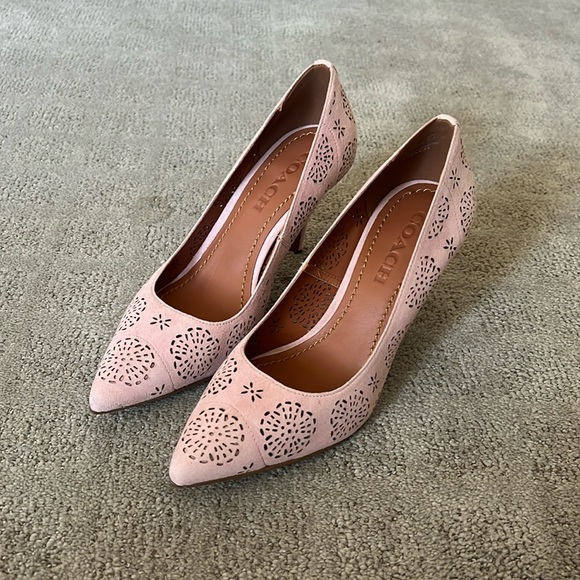 NEW Size 7 Coach Waverly heels in tea rose - Picture 4 of 9